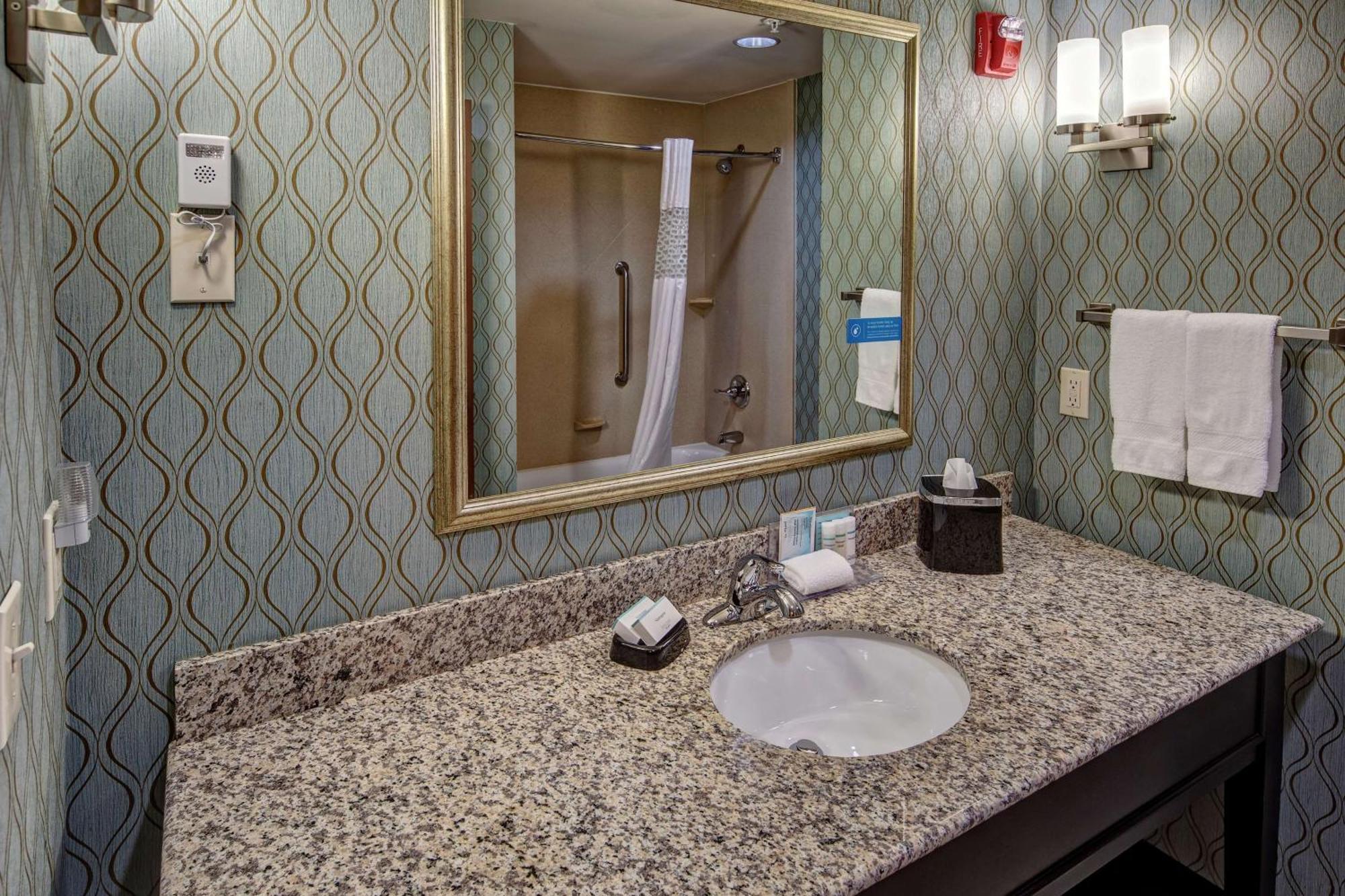 Hampton Inn & Suites Clarksville Eksteriør bilde